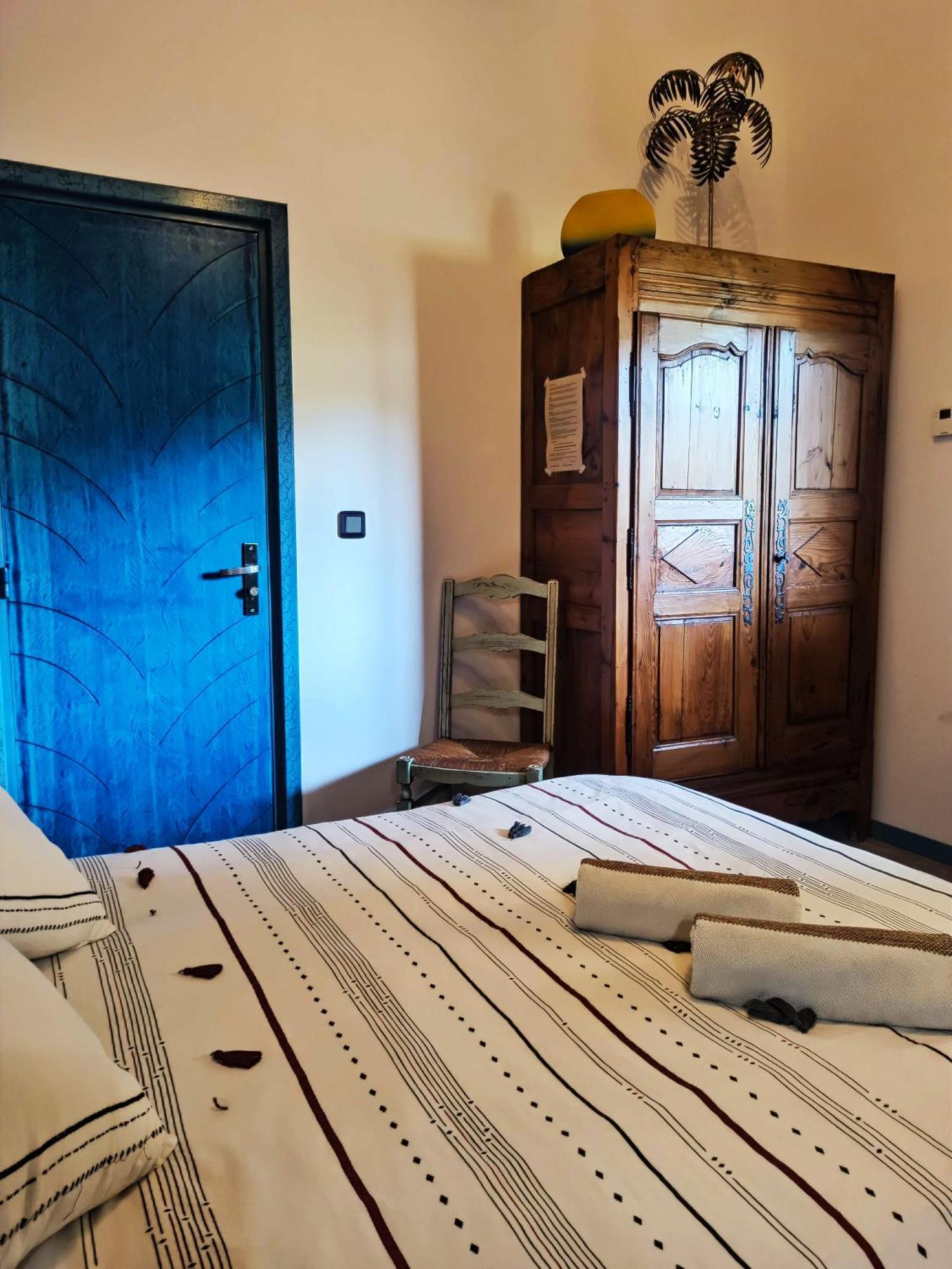Bed and Breakfast O Reves Ailleurs Сен-Сір-сюр-Мер Екстер'єр фото